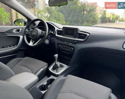 Коричневый Киа Сид, объемом двигателя 1.37 л и пробегом 191 тыс. км за 11900 $, фото 19 на Automoto.ua