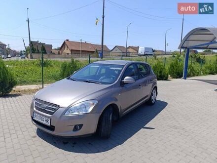 Киа Сид 2007 в Мукачеве на Automoto.ua Коричневый Киа Сид, объемом двигателя 1.4 л и пробегом 290 тыс. км за 4350 $, фото 1 на Automoto.ua