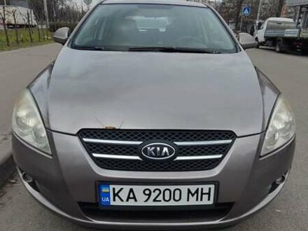 Киа Сид 2008 в Киеве на Automoto.ua Коричневый Киа Сид, объемом двигателя 1.4 л и пробегом 303 тыс. км за 4500 $, фото 1 на Automoto.ua