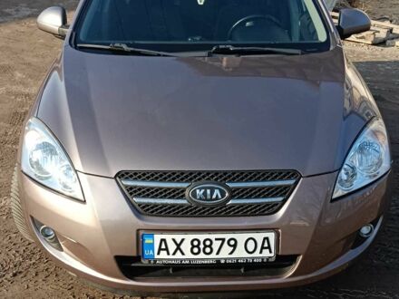 Киа Сид 2008 в Богодухове на Automoto.ua Коричневый Киа Сид, объемом двигателя 1.6 л и пробегом 23 тыс. км за 6200 $, фото 1 на Automoto.ua