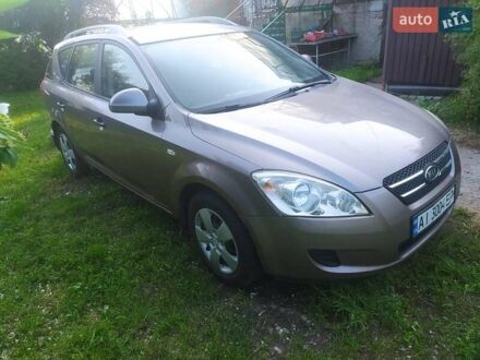 Киа Сид 2009 в Киеве на Automoto.ua Коричневый Киа Сид, объемом двигателя 1.59 л и пробегом 206 тыс. км за 5890 $, фото 1 на Automoto.ua