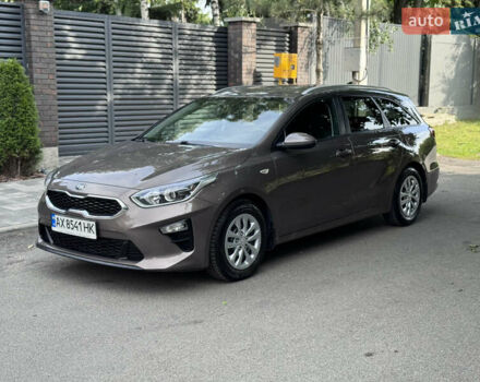 Коричневый Киа Сид, объемом двигателя 1.37 л и пробегом 191 тыс. км за 12200 $, фото 1 на Automoto.ua