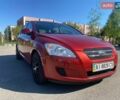 Красный Киа Сид, объемом двигателя 1.4 л и пробегом 253 тыс. км за 6200 $, фото 1 на Automoto.ua