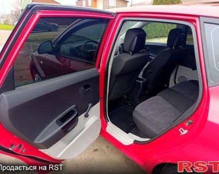 Красный Киа Сид, объемом двигателя 1.4 л и пробегом 180 тыс. км за 4300 $, фото 8 на Automoto.ua