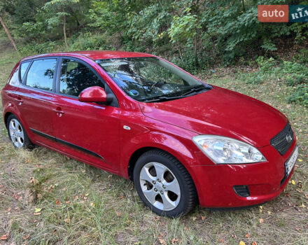 Красный Киа Сид, объемом двигателя 1.4 л и пробегом 191 тыс. км за 5400 $, фото 10 на Automoto.ua