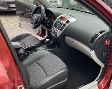 Червоний Кіа Сід, об'ємом двигуна 2 л та пробігом 215 тис. км за 5200 $, фото 10 на Automoto.ua