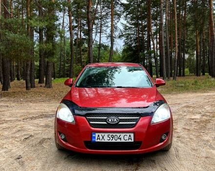 Красный Киа Сид, объемом двигателя 1.6 л и пробегом 236 тыс. км за 4500 $, фото 1 на Automoto.ua