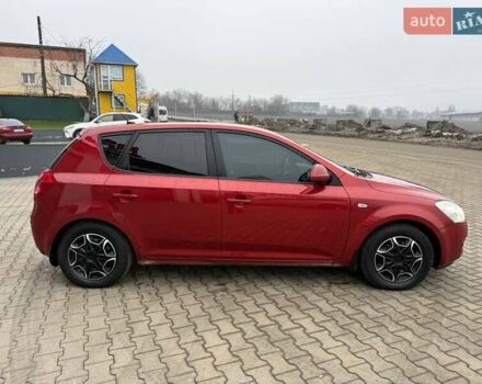 Красный Киа Сид, объемом двигателя 1.59 л и пробегом 238 тыс. км за 5200 $, фото 7 на Automoto.ua