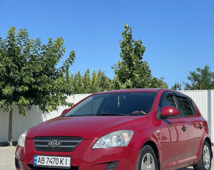 Красный Киа Сид, объемом двигателя 1.6 л и пробегом 224 тыс. км за 4900 $, фото 1 на Automoto.ua
