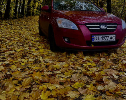 Киа Сид 2007 в Славуте на Automoto.ua Красный Киа Сид, объемом двигателя 1.59 л и пробегом 235 тыс. км за 6000 $, фото 1 на Automoto.ua