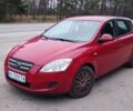 Красный Киа Сид, объемом двигателя 1.4 л и пробегом 200 тыс. км за 4500 $, фото 1 на Automoto.ua