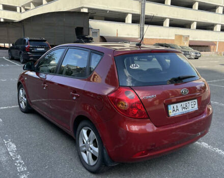 Красный Киа Сид, объемом двигателя 2 л и пробегом 378 тыс. км за 6000 $, фото 6 на Automoto.ua