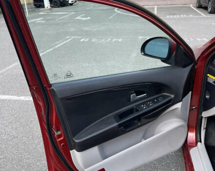 Красный Киа Сид, объемом двигателя 2 л и пробегом 378 тыс. км за 6000 $, фото 16 на Automoto.ua