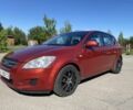 Красный Киа Сид, объемом двигателя 1.4 л и пробегом 253 тыс. км за 6000 $, фото 1 на Automoto.ua
