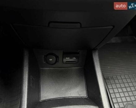 Красный Киа Сид, объемом двигателя 1.59 л и пробегом 238 тыс. км за 5200 $, фото 18 на Automoto.ua