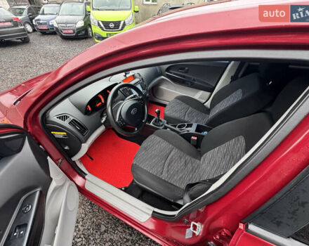 Красный Киа Сид, объемом двигателя 1.4 л и пробегом 269 тыс. км за 4550 $, фото 16 на Automoto.ua