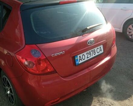 Красный Киа Сид, объемом двигателя 1.4 л и пробегом 192 тыс. км за 4000 $, фото 4 на Automoto.ua