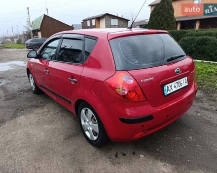 Красный Киа Сид, объемом двигателя 1.4 л и пробегом 180 тыс. км за 4300 $, фото 2 на Automoto.ua