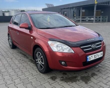 Червоний Кіа Сід, об'ємом двигуна 1.6 л та пробігом 220 тис. км за 4250 $, фото 7 на Automoto.ua