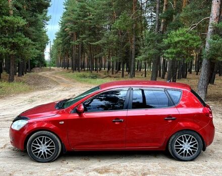 Красный Киа Сид, объемом двигателя 1.6 л и пробегом 236 тыс. км за 4500 $, фото 3 на Automoto.ua