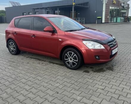 Червоний Кіа Сід, об'ємом двигуна 1.6 л та пробігом 220 тис. км за 4250 $, фото 5 на Automoto.ua