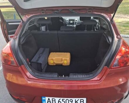 Красный Киа Сид, объемом двигателя 1.6 л и пробегом 171 тыс. км за 6800 $, фото 6 на Automoto.ua