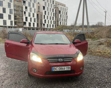 Красный Киа Сид, объемом двигателя 1.59 л и пробегом 151 тыс. км за 5300 $, фото 5 на Automoto.ua