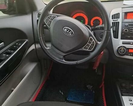 Красный Киа Сид, объемом двигателя 1.6 л и пробегом 237 тыс. км за 6200 $, фото 1 на Automoto.ua