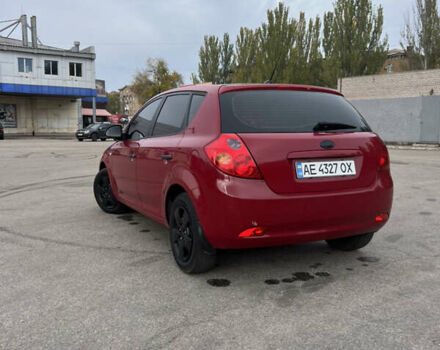 Киа Сид 2008 в Кривом Роге на Automoto.ua Красный Киа Сид, объемом двигателя 1.6 л и пробегом 189 тыс. км за 5300 $, фото 2 на Automoto.ua