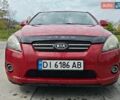 Красный Киа Сид, объемом двигателя 1.6 л и пробегом 225 тыс. км за 4400 $, фото 1 на Automoto.ua