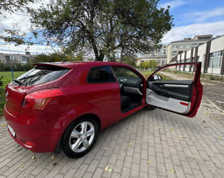 Красный Киа Сид, объемом двигателя 1.98 л и пробегом 172 тыс. км за 6900 $, фото 3 на Automoto.ua