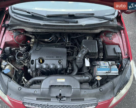 Красный Киа Сид, объемом двигателя 1.59 л и пробегом 303 тыс. км за 4100 $, фото 10 на Automoto.ua