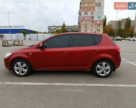 Киа Сид 2008 в Кропивницком (Кировограде) на Automoto.ua Красный Киа Сид, объемом двигателя 2 л и пробегом 208 тыс. км за 6500 $, фото 5 на Automoto.ua