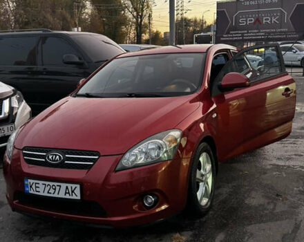 Красный Киа Сид, объемом двигателя 2 л и пробегом 177 тыс. км за 6900 $, фото 6 на Automoto.ua