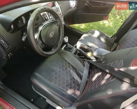Красный Киа Сид, объемом двигателя 1.6 л и пробегом 227 тыс. км за 4400 $, фото 9 на Automoto.ua