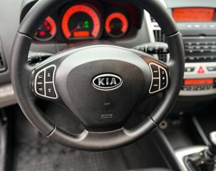 Червоний Кіа Сід, об'ємом двигуна 0 л та пробігом 166 тис. км за 5500 $, фото 6 на Automoto.ua