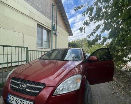 Красный Киа Сид, объемом двигателя 1.6 л и пробегом 232 тыс. км за 5400 $, фото 4 на Automoto.ua