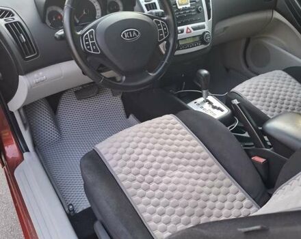 Красный Киа Сид, объемом двигателя 1.6 л и пробегом 171 тыс. км за 6800 $, фото 8 на Automoto.ua