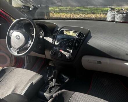 Красный Киа Сид, объемом двигателя 1.6 л и пробегом 308 тыс. км за 5500 $, фото 8 на Automoto.ua