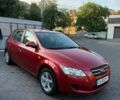 Красный Киа Сид, объемом двигателя 1.6 л и пробегом 210 тыс. км за 5800 $, фото 1 на Automoto.ua