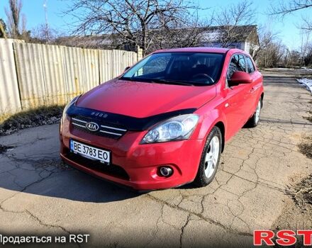 Красный Киа Сид, объемом двигателя 2 л и пробегом 220 тыс. км за 5000 $, фото 6 на Automoto.ua