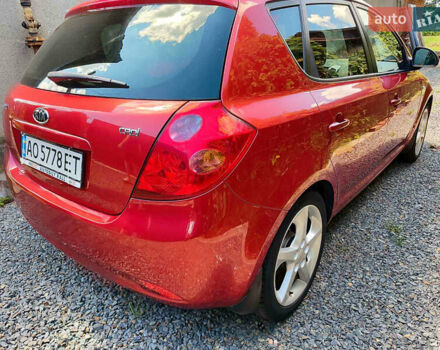 Красный Киа Сид, объемом двигателя 1.6 л и пробегом 185 тыс. км за 5300 $, фото 2 на Automoto.ua