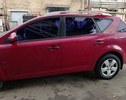 Червоний Кіа Сід, об'ємом двигуна 1.58 л та пробігом 215 тис. км за 5500 $, фото 3 на Automoto.ua