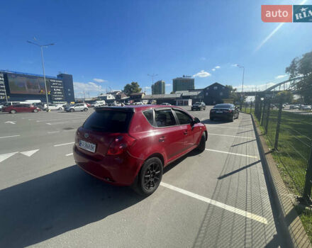 Красный Киа Сид, объемом двигателя 1.59 л и пробегом 299 тыс. км за 4200 $, фото 12 на Automoto.ua