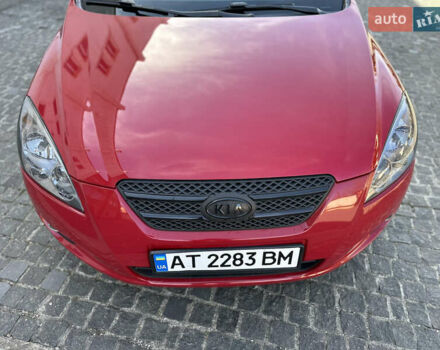 Красный Киа Сид, объемом двигателя 1.6 л и пробегом 265 тыс. км за 5700 $, фото 13 на Automoto.ua