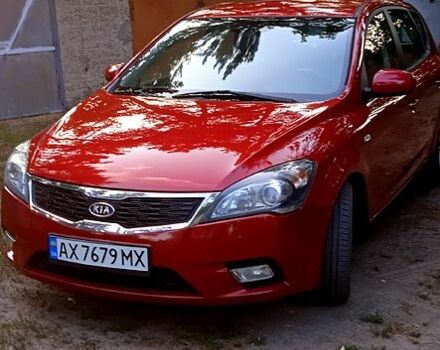 Красный Киа Сид, объемом двигателя 1.6 л и пробегом 135 тыс. км за 7700 $, фото 4 на Automoto.ua