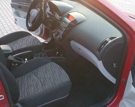 Красный Киа Сид, объемом двигателя 1.4 л и пробегом 198 тыс. км за 4400 $, фото 10 на Automoto.ua