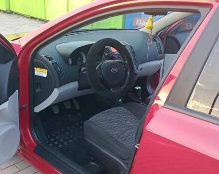 Красный Киа Сид, объемом двигателя 1.4 л и пробегом 198 тыс. км за 4400 $, фото 11 на Automoto.ua