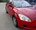 Красный Киа Сид, объемом двигателя 1.4 л и пробегом 190 тыс. км за 3700 $, фото 1 на Automoto.ua