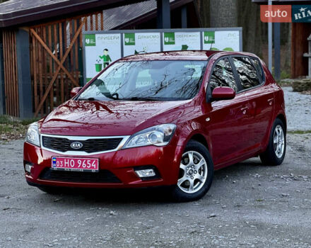 Красный Киа Сид, объемом двигателя 1.6 л и пробегом 154 тыс. км за 8399 $, фото 24 на Automoto.ua